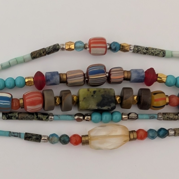 Johnny Was Multicolor Beaded And Leather Bracelet With Button Closure - Picture 4 of 7